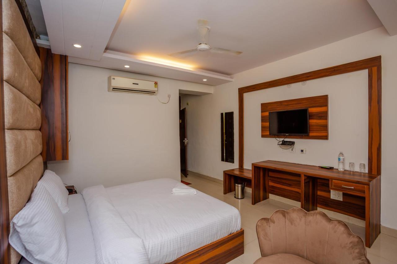 Hotel Doon Dehradun Ngoại thất bức ảnh