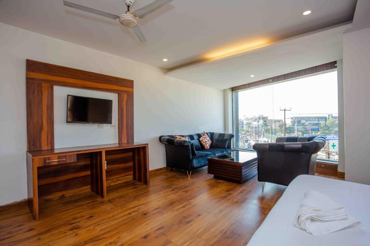 Hotel Doon Dehradun Ngoại thất bức ảnh