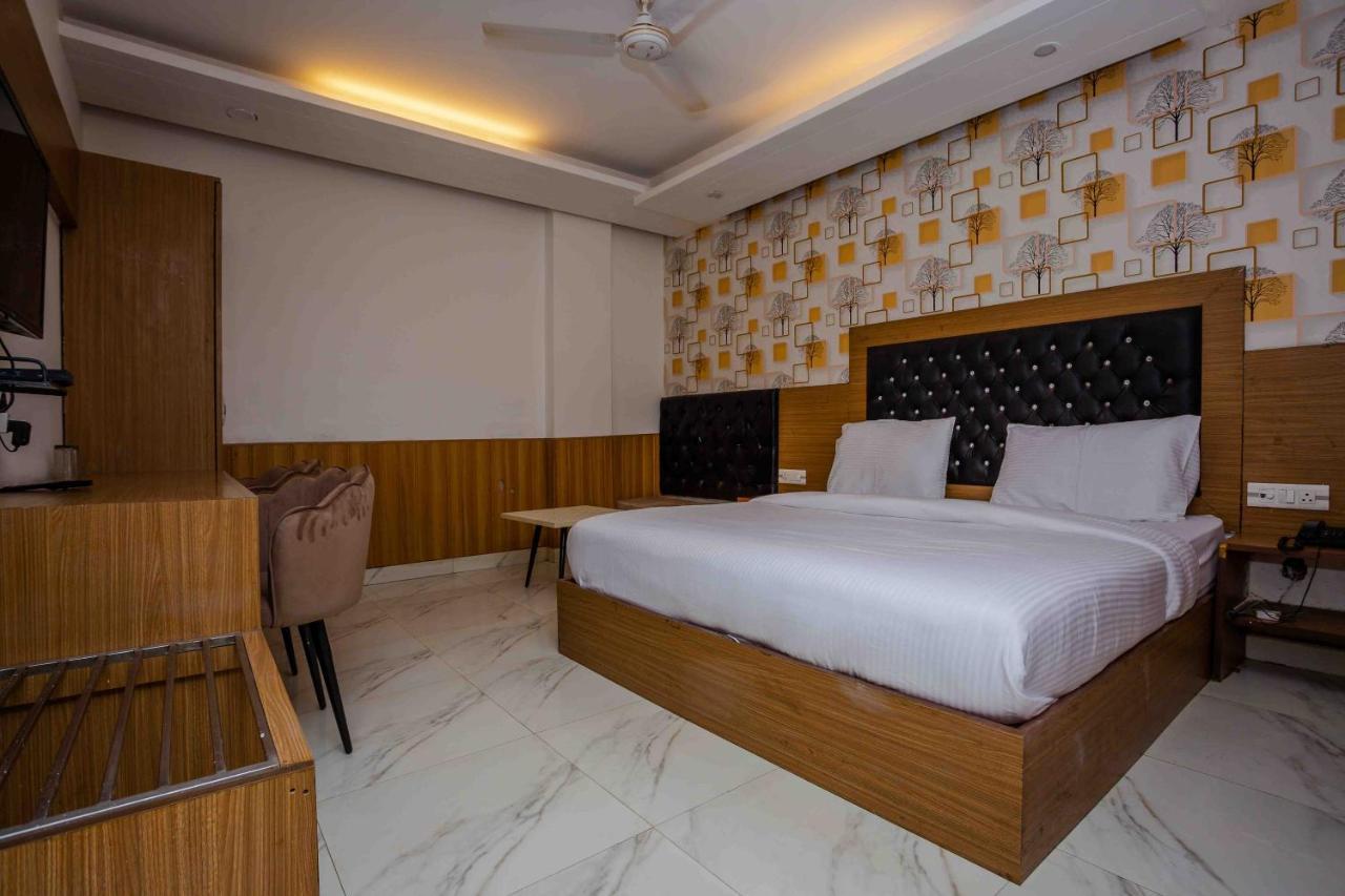 Hotel Doon Dehradun Ngoại thất bức ảnh