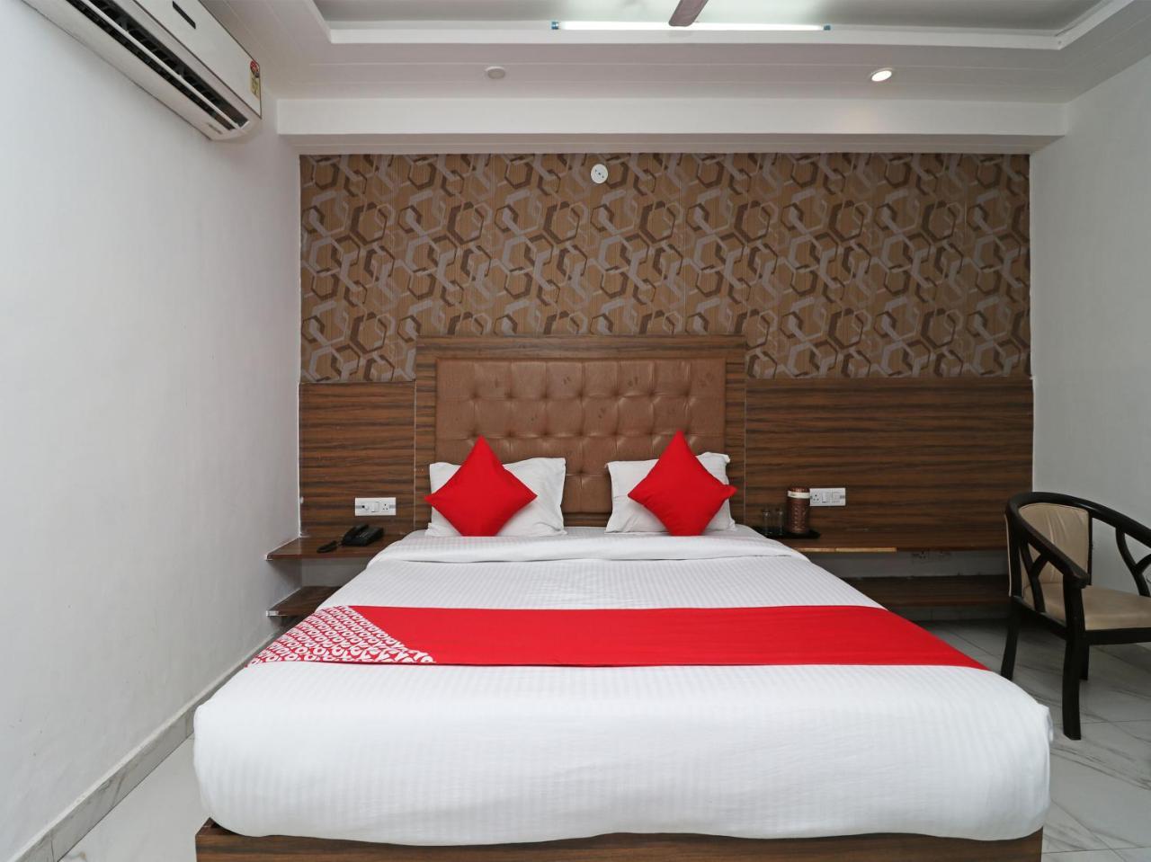 Hotel Doon Dehradun Ngoại thất bức ảnh